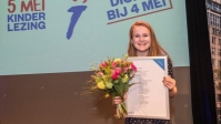 Eva (16) mag maandag gedicht voordragen op de Dam: 'Anders, maar wel extra bijzonder'