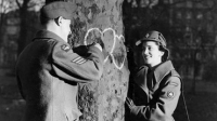 Valentijnsdag 1945: even tijd voor iets aardigs